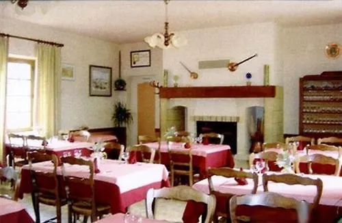 Chastrusse Szálloda *